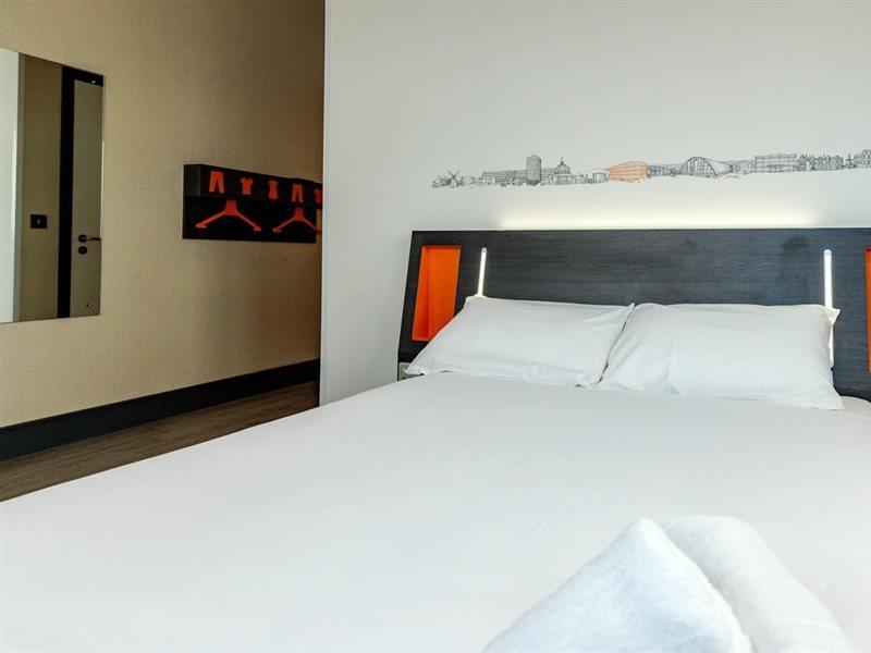 Easyhotel Hotel Milton Keynes